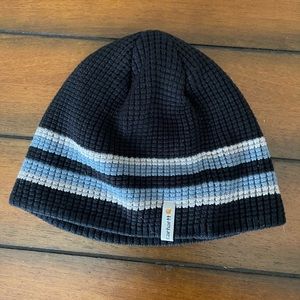 Carhart beanie.